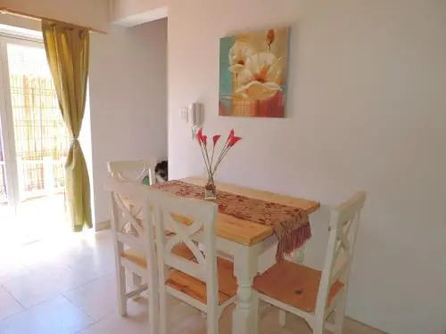 Del Parque Apartments