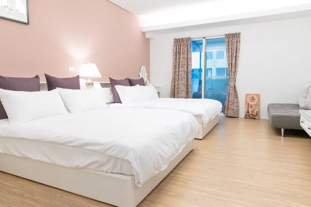 Meet travelers Guest House
