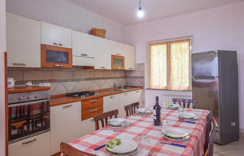 Stunning Apartment in Falerna With 2 Bedrooms and Wifi
