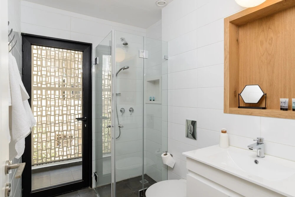 Rambam Residence nachalat binyamin By Localz