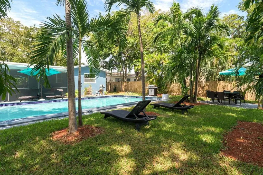 Tropical House 3 Bedrooms with Pool Oakland Park