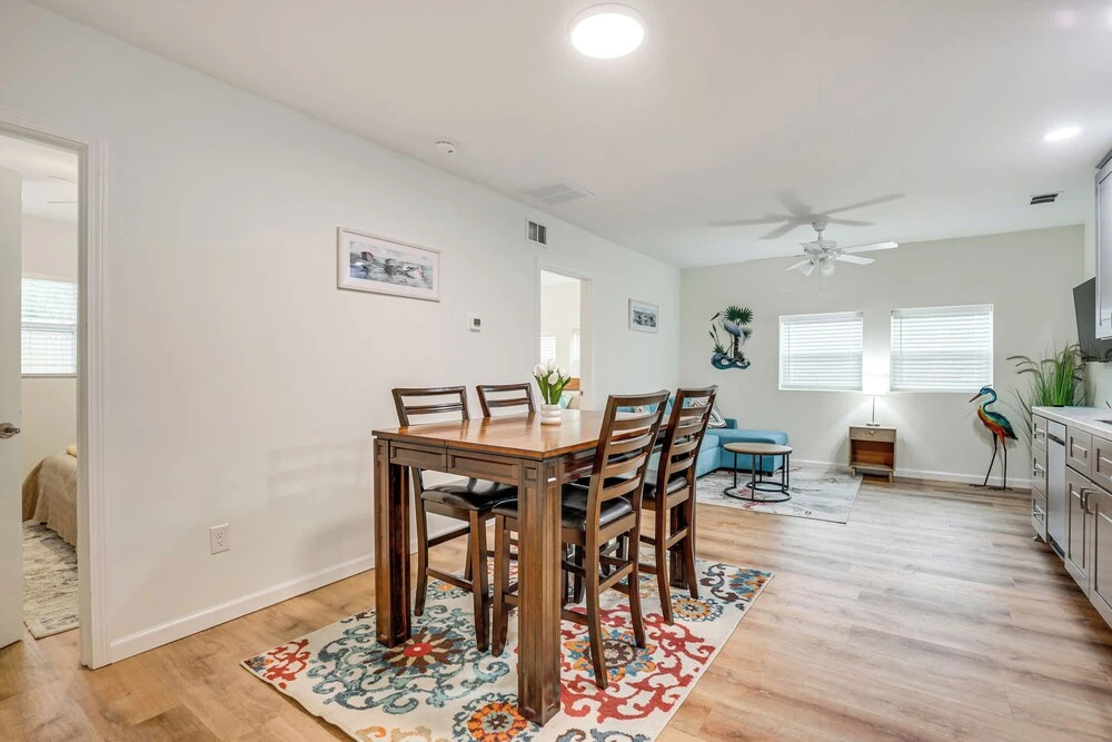 Walk to Beach! St Augustine Escape, Patio & Grill