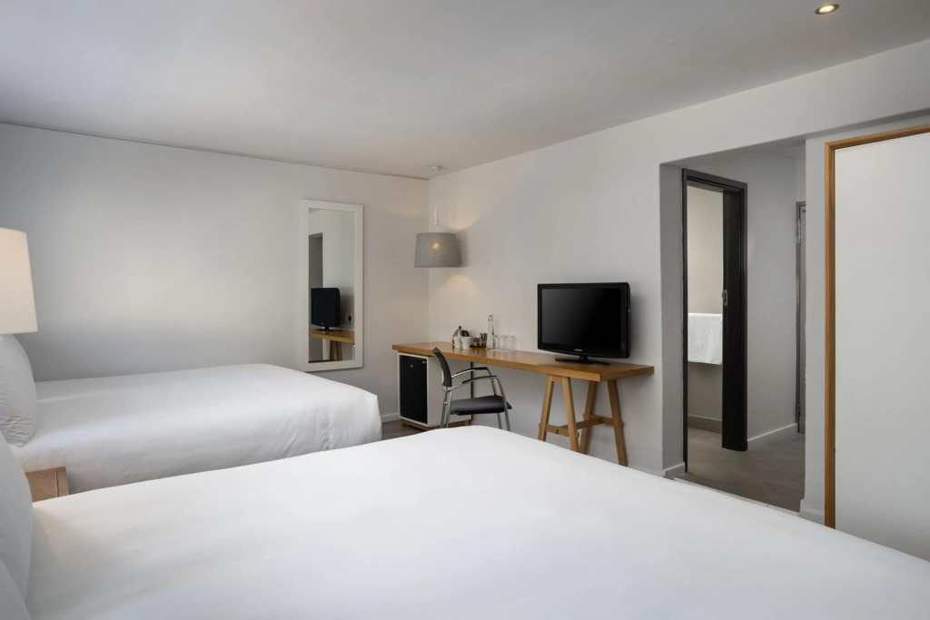 Protea Hotel by Marriott Cape Town Sea Point