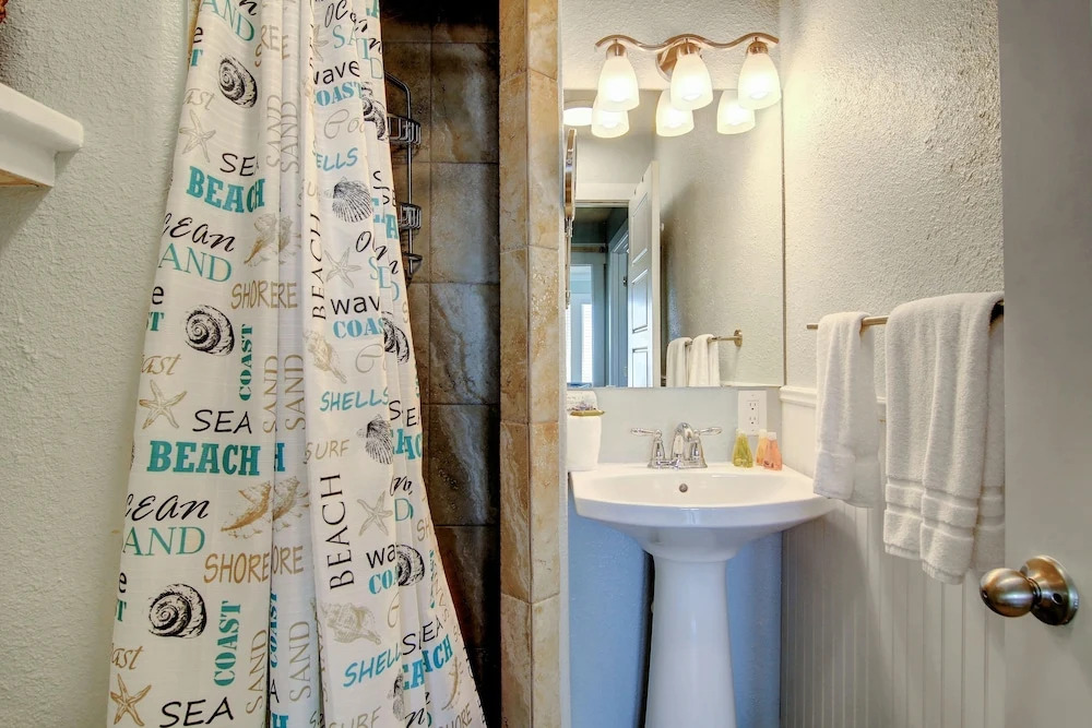 Lost On The Sea 3LC 3 Bedrooms 3 Bathrooms Home