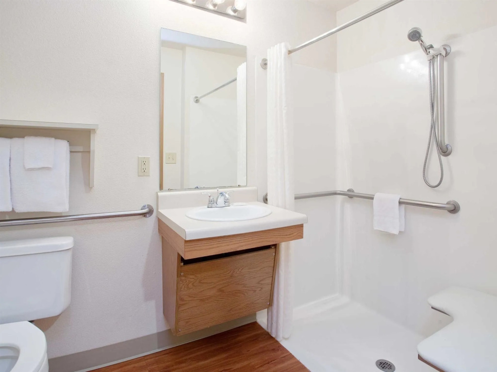 Studio 6 Extended Stay Shreveport Airport LA