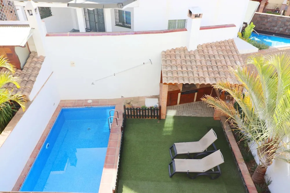 1096 Villa Mirto