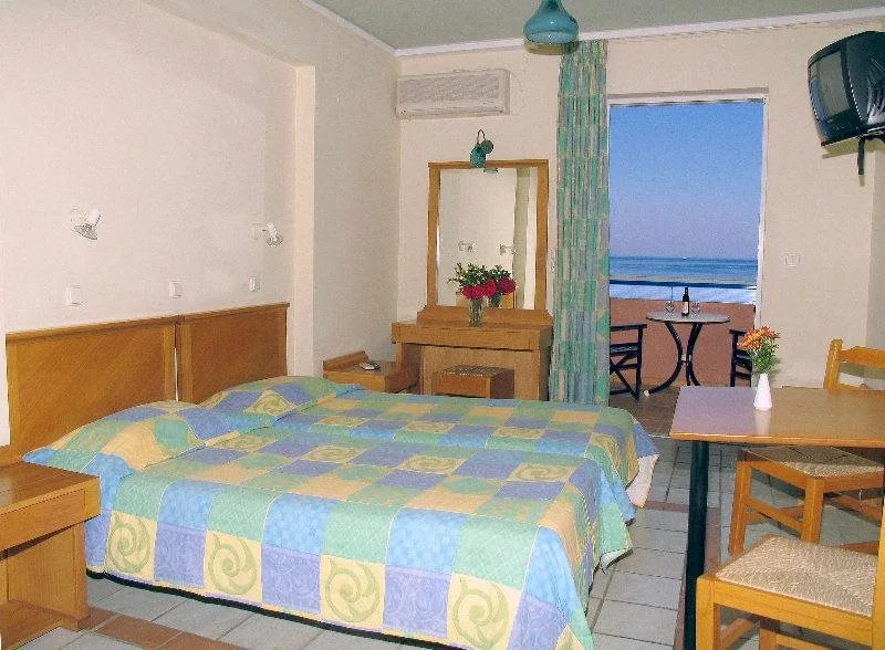 Lefkoniko Sands