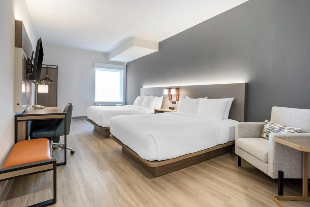 Four Points by Sheraton Newark Airport