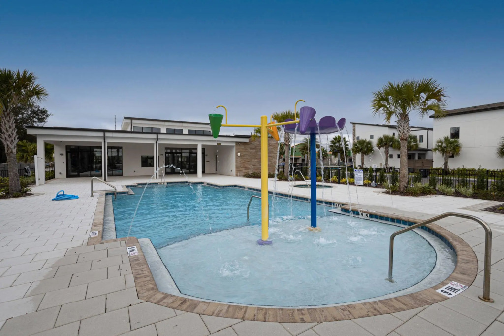 Breathtaking Home Private Hot Tub