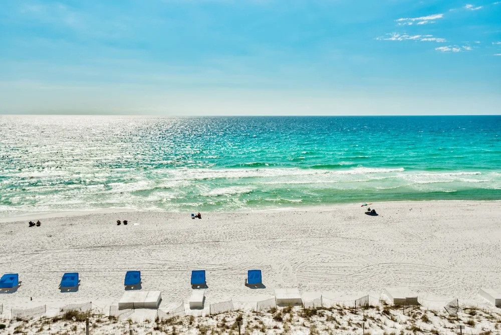 Pelican Beach Resort Condos