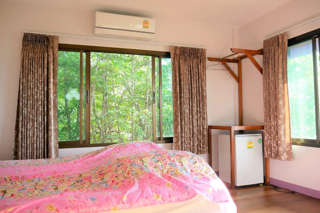 Ko Nokyai Resort