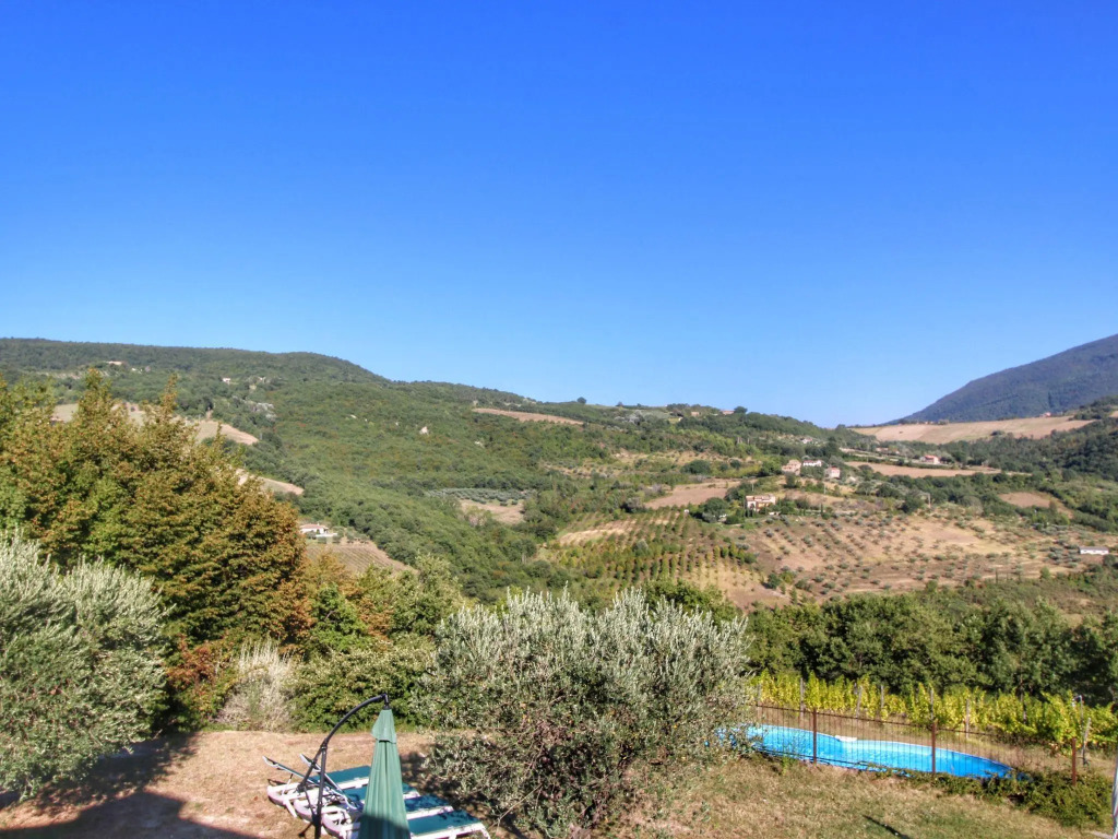 Holiday home with pool near Assisi