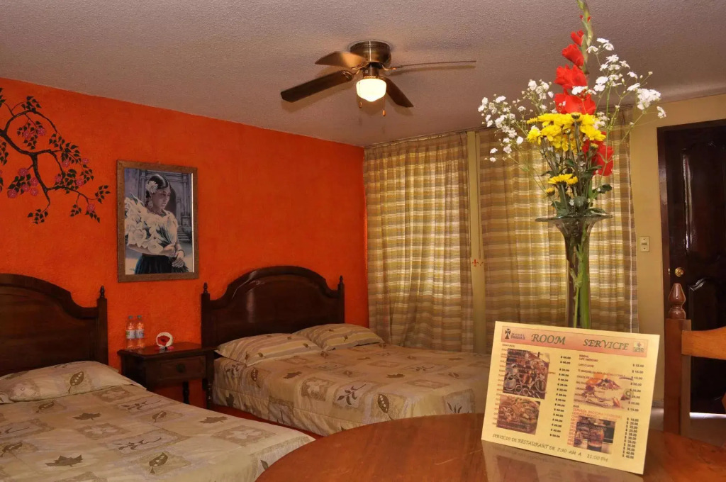 Hotel Parador JL