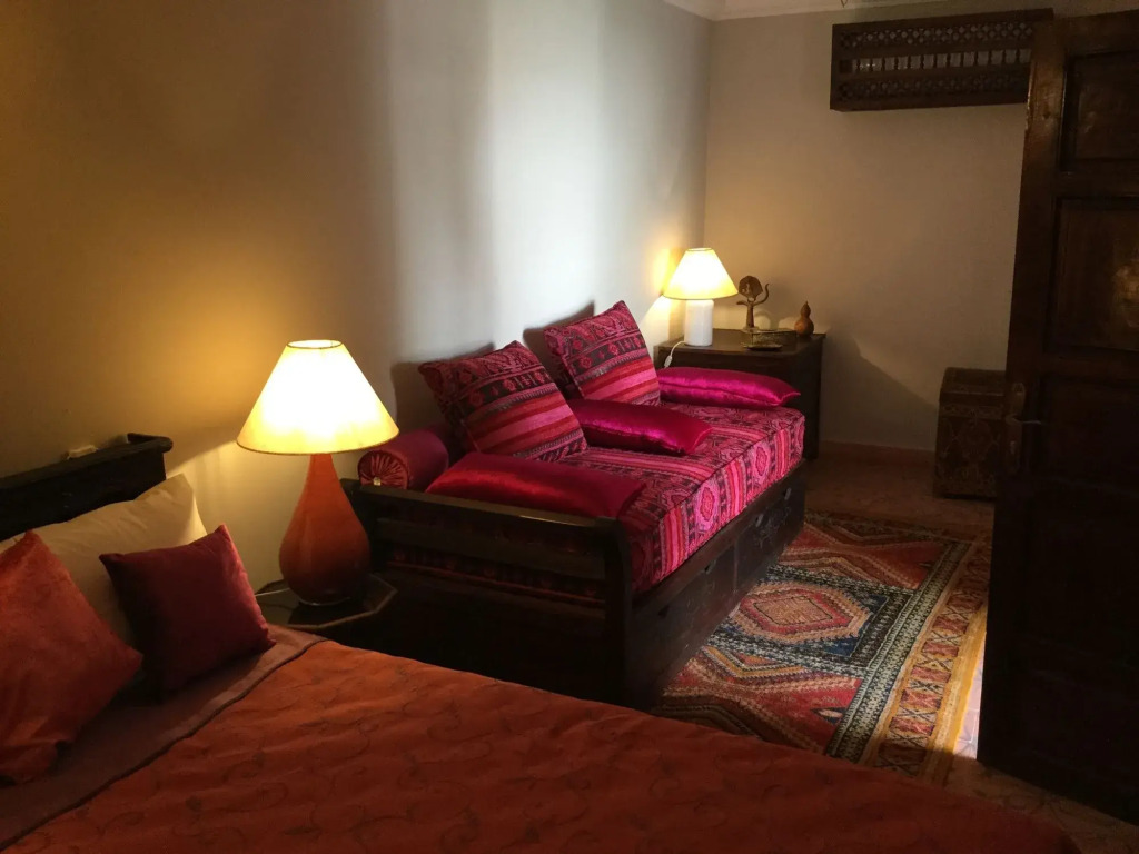 Abelia Riad - 2025 Guest Choice Award