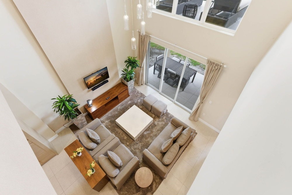 Magic Village 4BR Spacious and Stylish