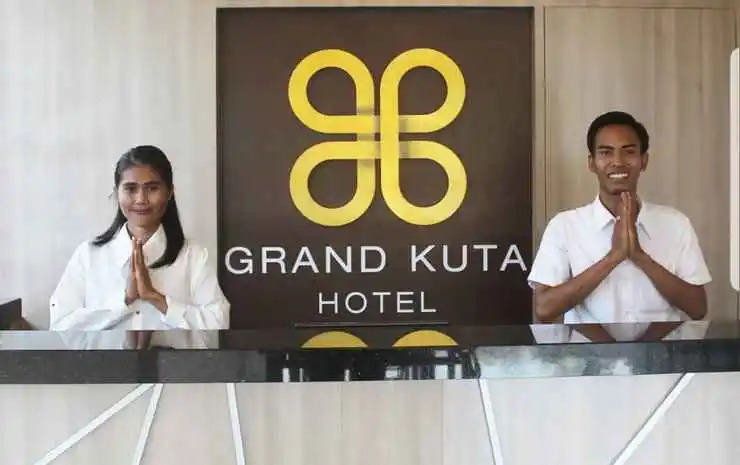 Grand Kuta Hotel Lombok - Pool - 43 inch Google TV - Strong 60Mbps WiFi - New Enhanced Management