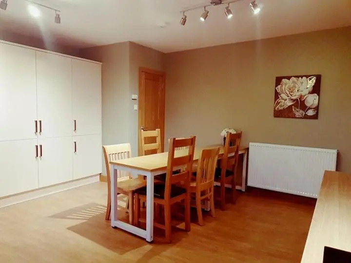 Yvi's 3 Bedroom Town Apartment