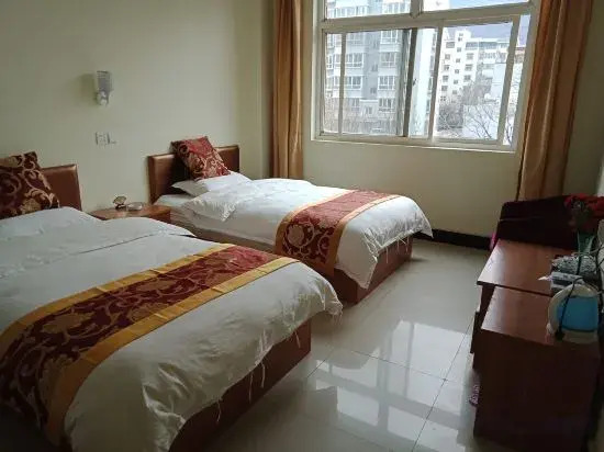 Xian Futian Hotel (Xian Academy of Fine Arts Linyi Branch)(福添宾馆（西安美院临潼分校店）)