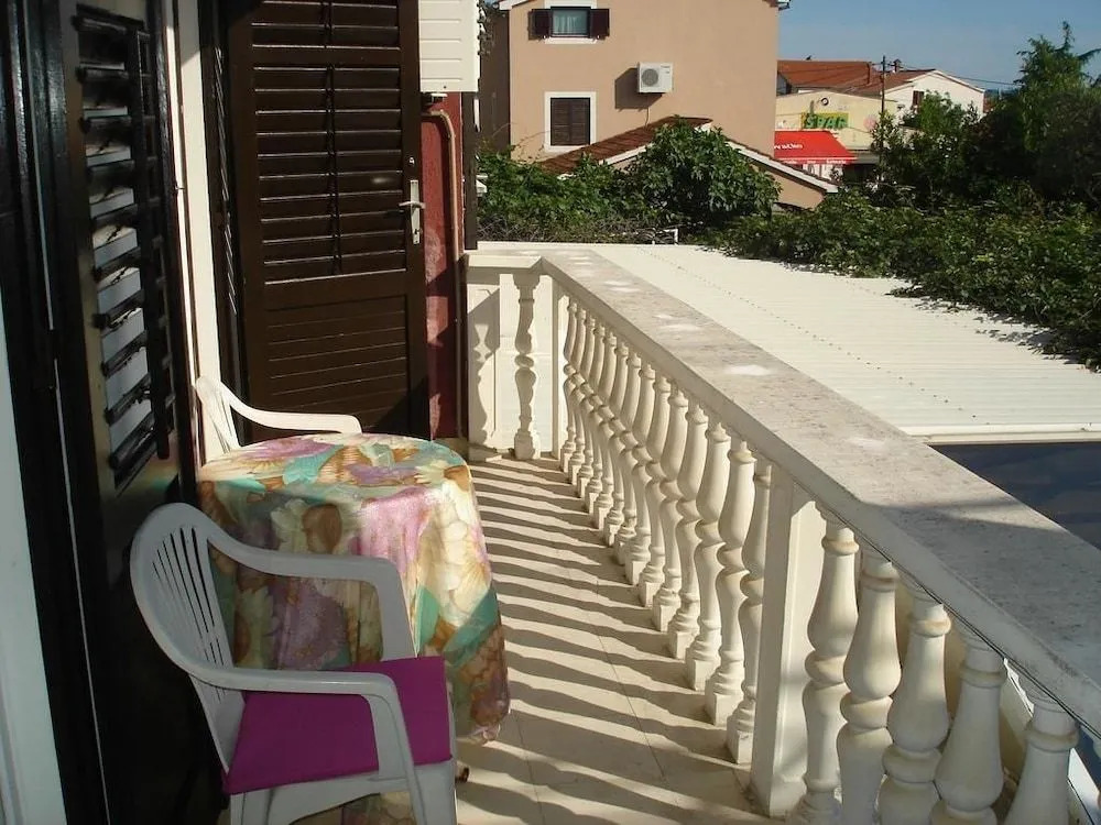 Avalena Residence