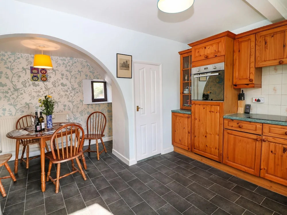 Dove Cottage, Chesterfield