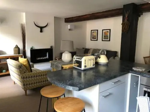 The Cooperage Apartment No 6, The Shore