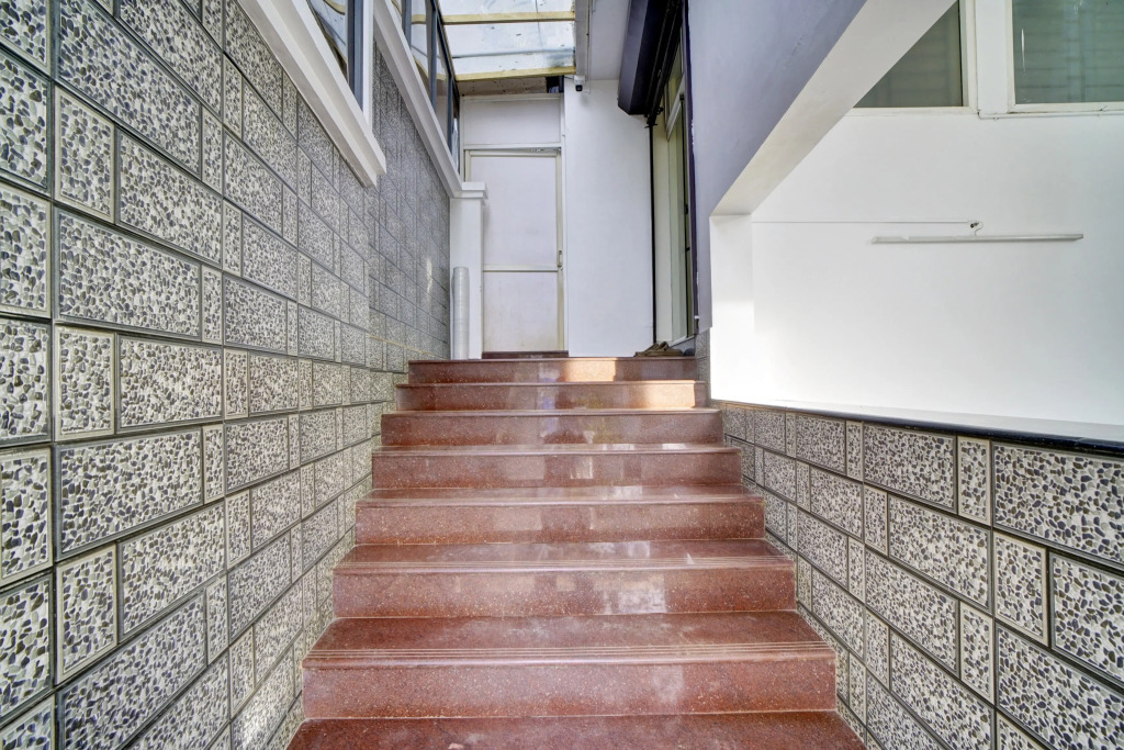 Hotel O Crystal Executive Suites