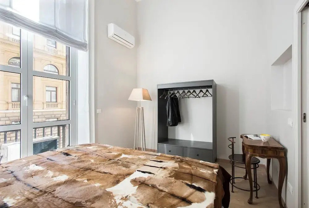 Prestigious Apartments Via Barberini