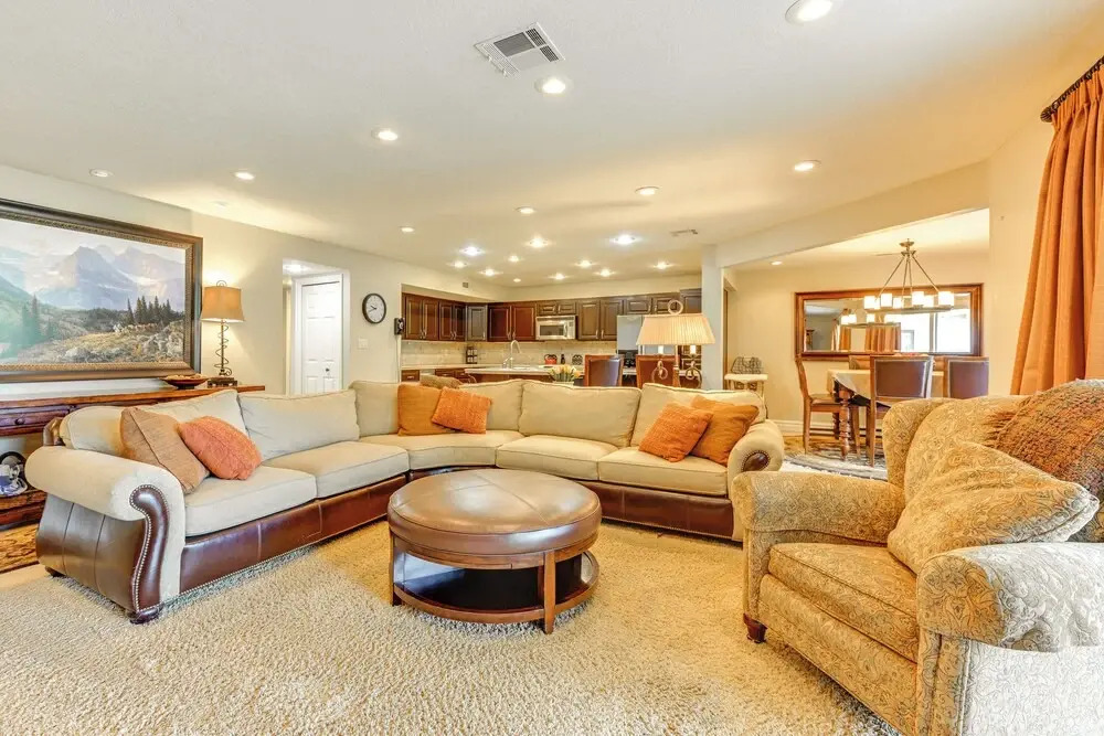 Golf Getaway 5 Mi to Dtwn: Las Palmas Resort Condo