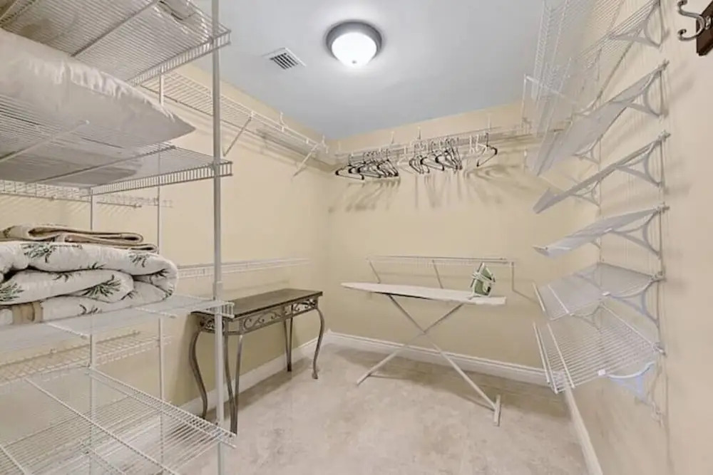 263 Fort Lauderdale in Lauderdale-by-the-sea