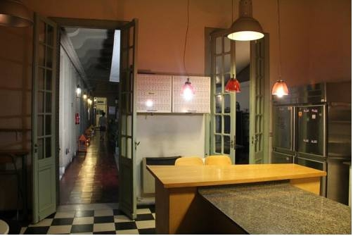 Le Grand Hostel