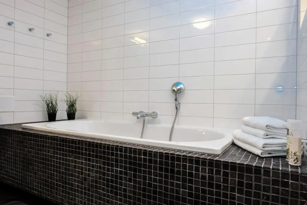 #stayhere - Spacious Luxury Town Hall 3BDR Apartment
