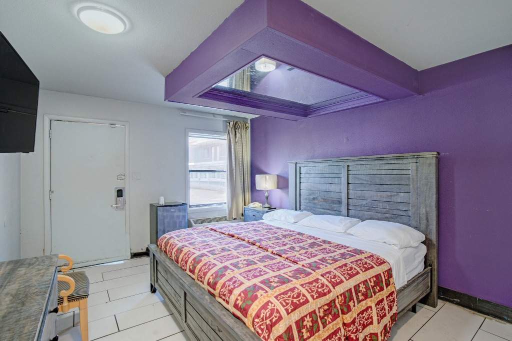 Hotel O Miami Inn & Suites Chicago Midway Airport