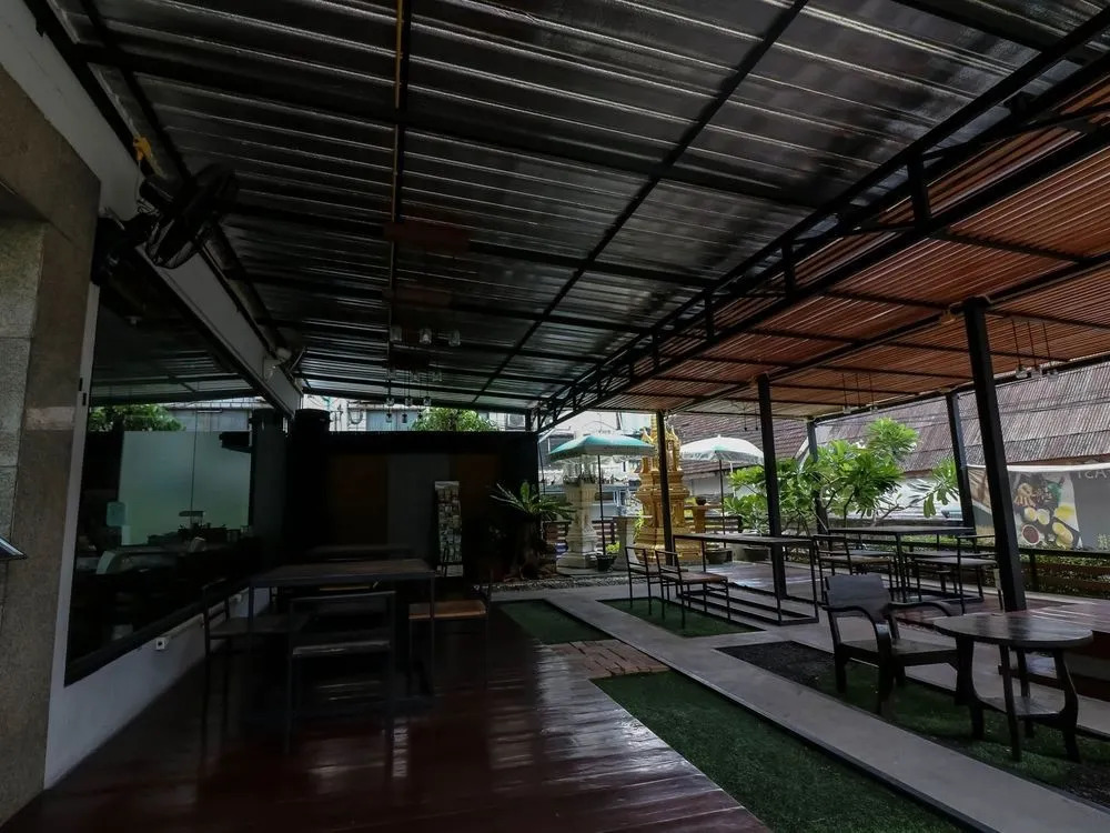 Nida Rooms White Gate 2 Walking