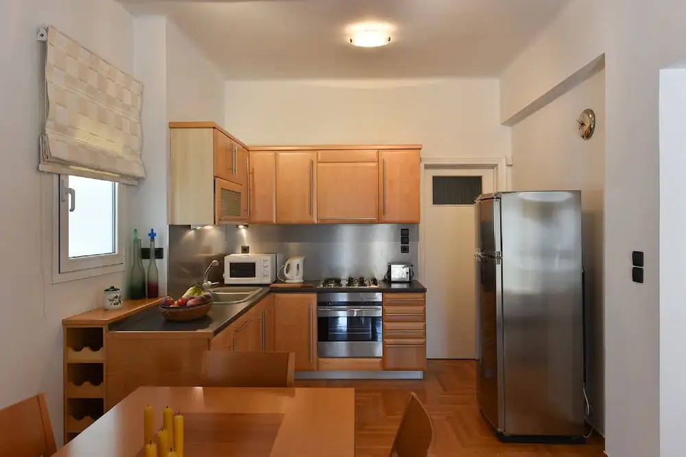 Victoria Square Apartment 2 Bedrooms 1.5 Bathroom Apts