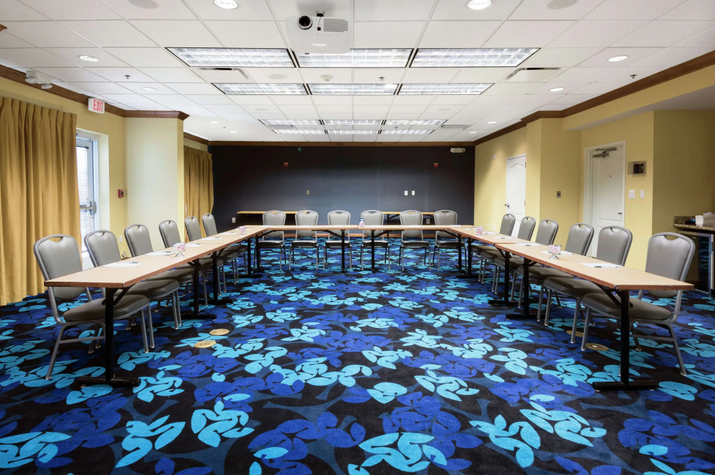 Hampton Inn & Suites Jacksonville Deerwood Park