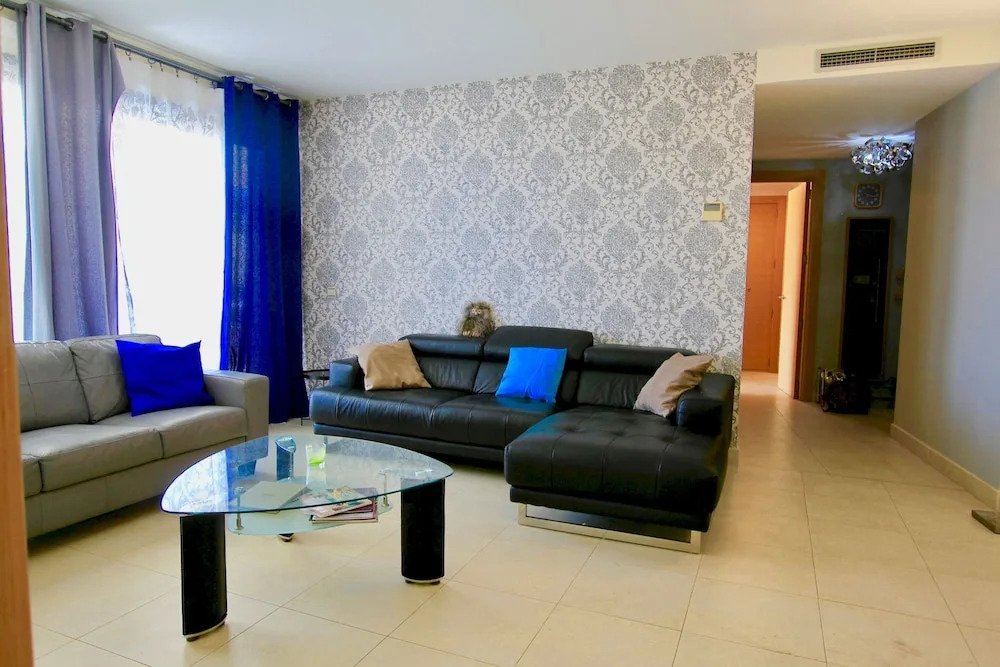 Samara 3 - Modern 2BR in Samara Resort Marbella, Indoor and Outdoor Pools, SPA