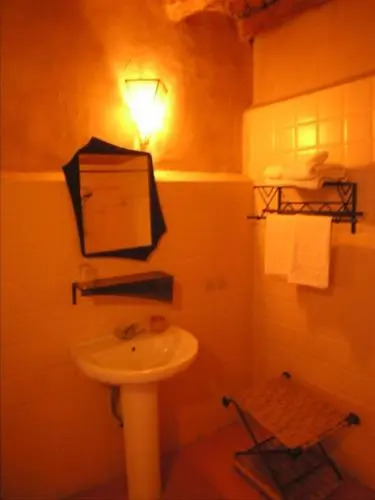 Maison d’Hotes Kasbah Ait Ben Moro