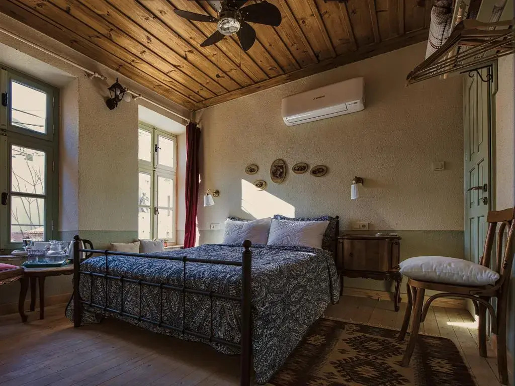 Cunda Fatma Hanim Konagi(15 Adult only)