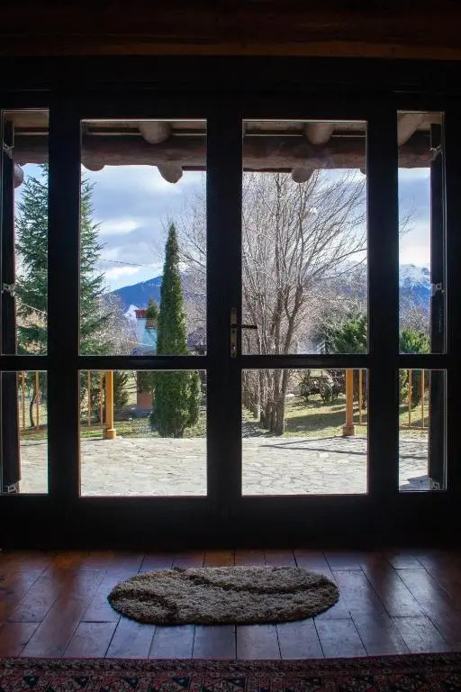 Chalet 33 - Spacious, cosy and a wonderful view
