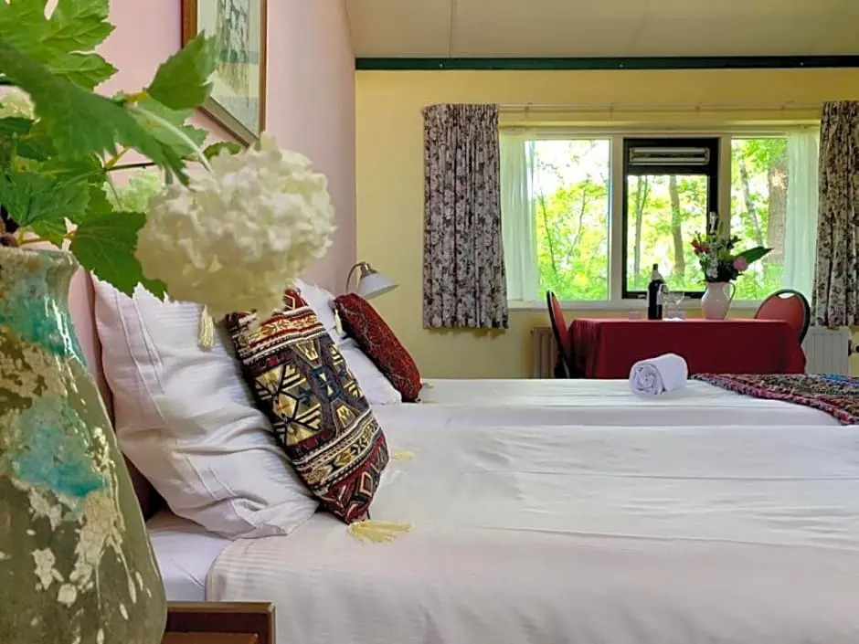 Hotel & Restaurant T Holt