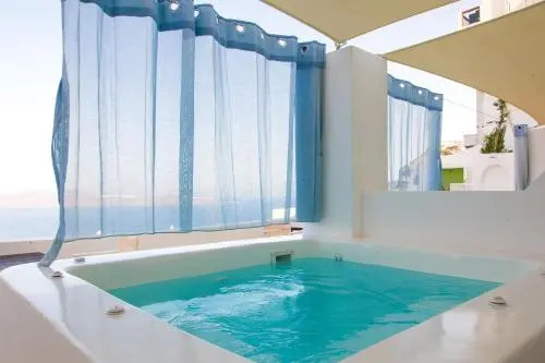 Cycladic Center Economy Rooms