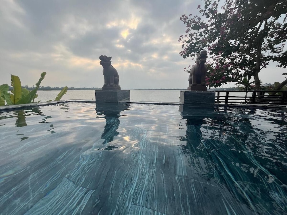 Nghê Prana Hotel & Spa Hoi An