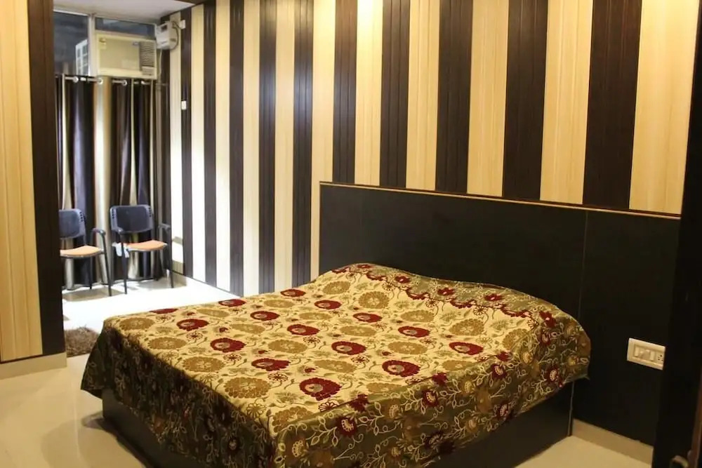Hotel Gokul inn