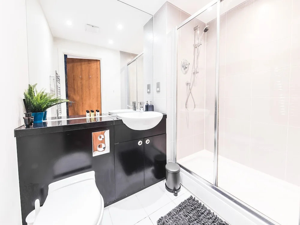 First Stay Apartments - The West Suite
