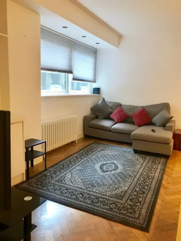 Clarendon Place Apartment