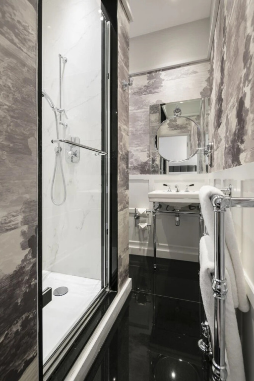 Luxurious Mayfair Home by Hyde Park