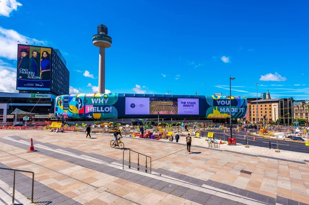 Spacious Duplex City Centre Apartment, 30 Second Walk to Lime Street