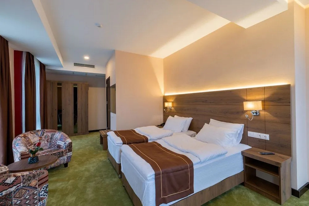 Veranova Hotel