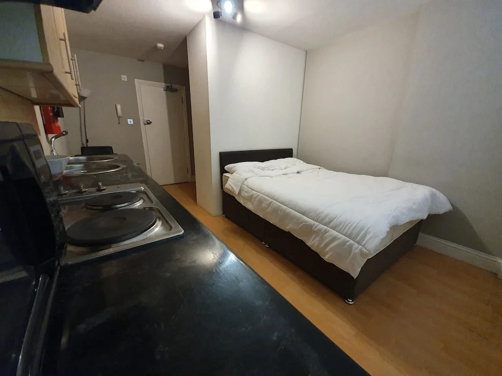 Studio Apartment in South Kensington 1