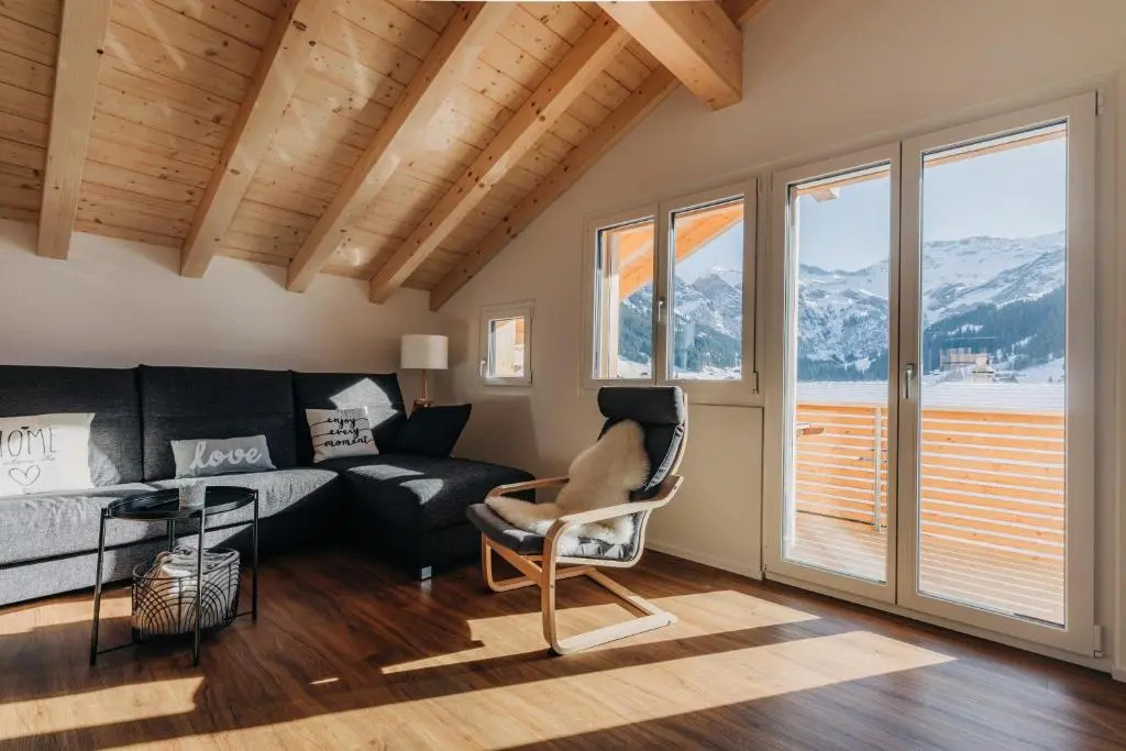 Chuenislodge2 Neu, 2 Balkone, Designerofen, mit top Aussicht!